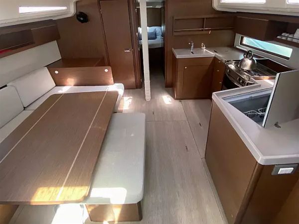 Beneteau Oceanis 40.1 | Aria