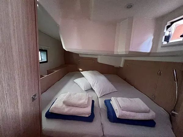 Bavaria C42 | Koukan Maru