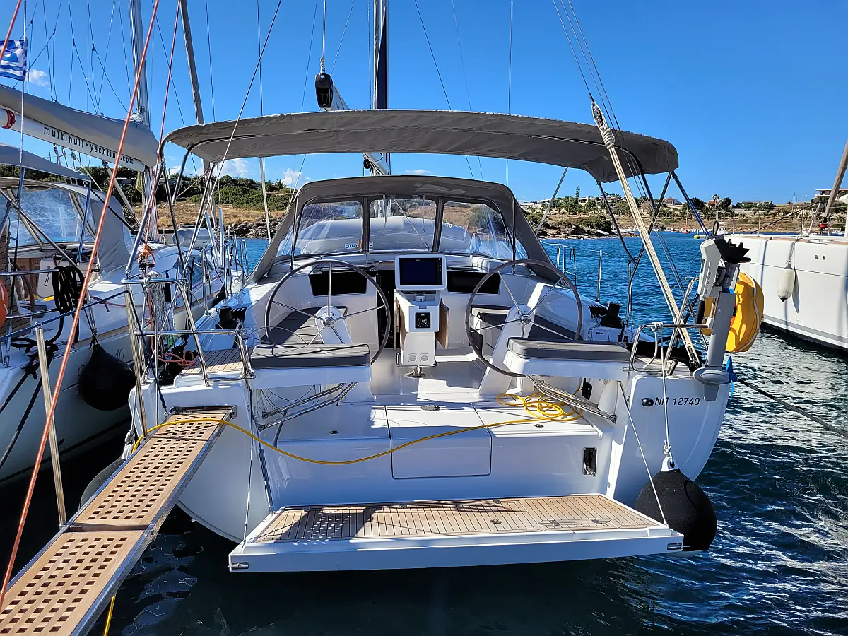 Hanse 418 | Hena