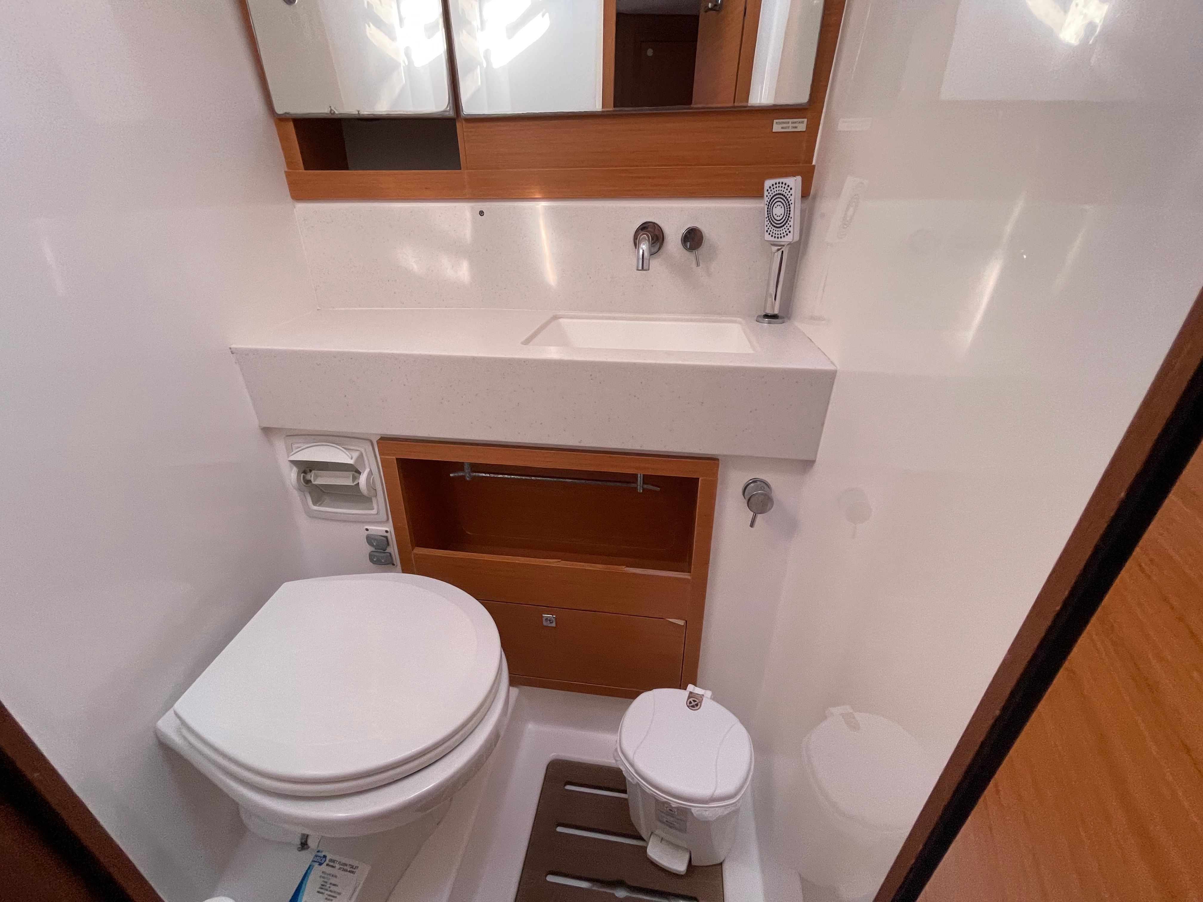 Dufour 470 | Optasia