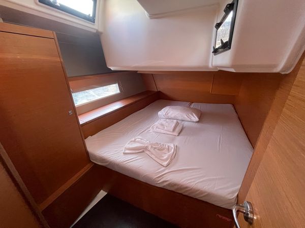 Dufour 470 | Optasia