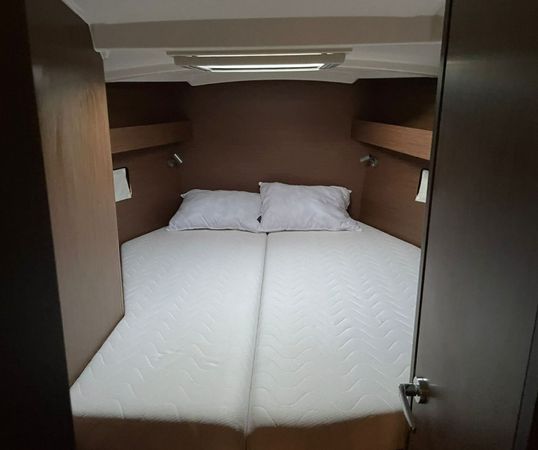 Beneteau Oceanis 40.1 | Aurora