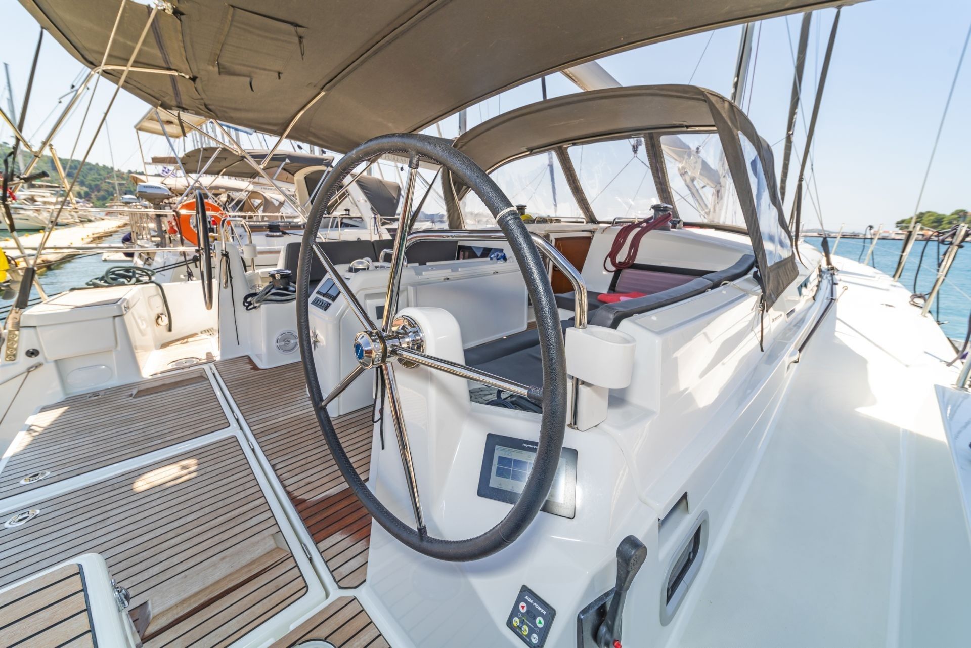Jeanneau Sun Odyssey 490 | Marina 2