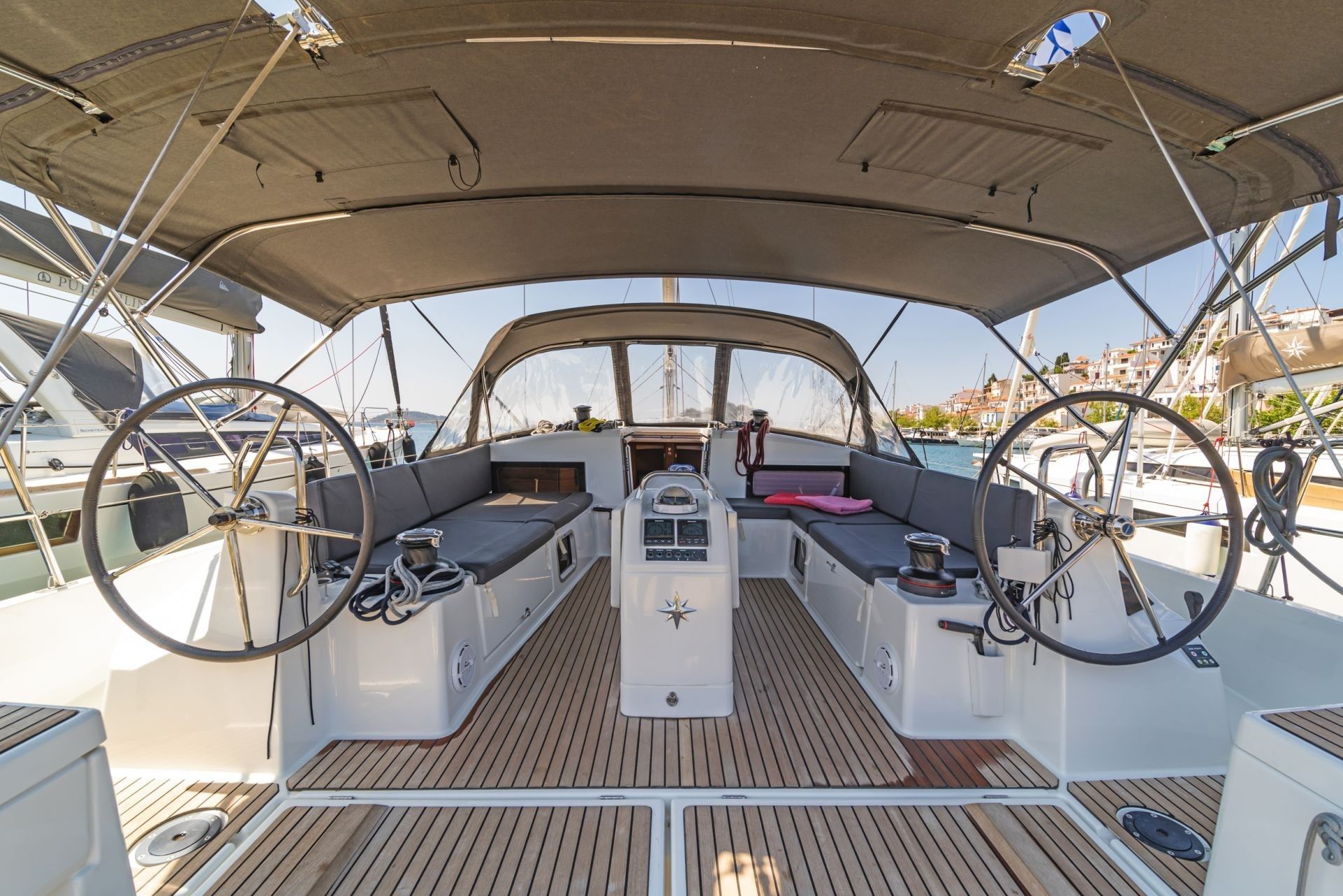 Jeanneau Sun Odyssey 490 | Marina 2