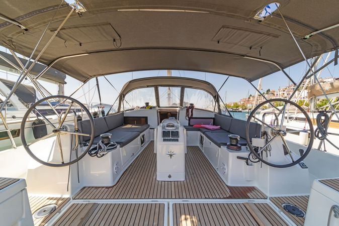 Jeanneau Sun Odyssey 490 | Marina 2
