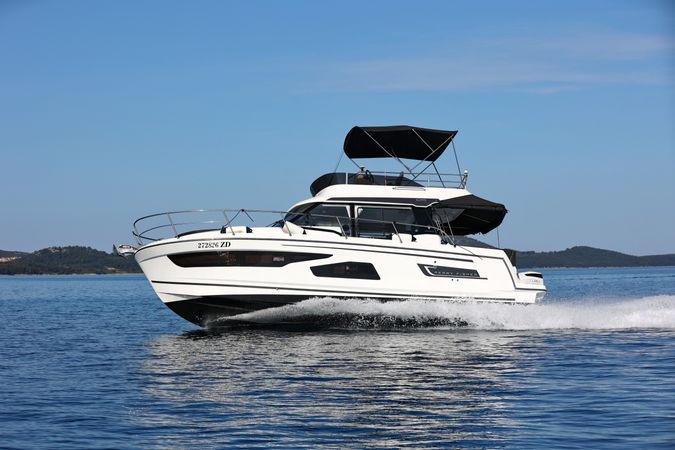 Jeanneau Merry Fisher 1095 | Sunny
