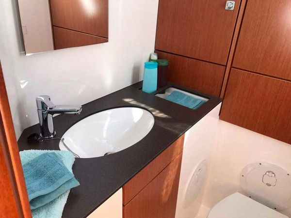 Bavaria Cruiser 46 | Monsieur