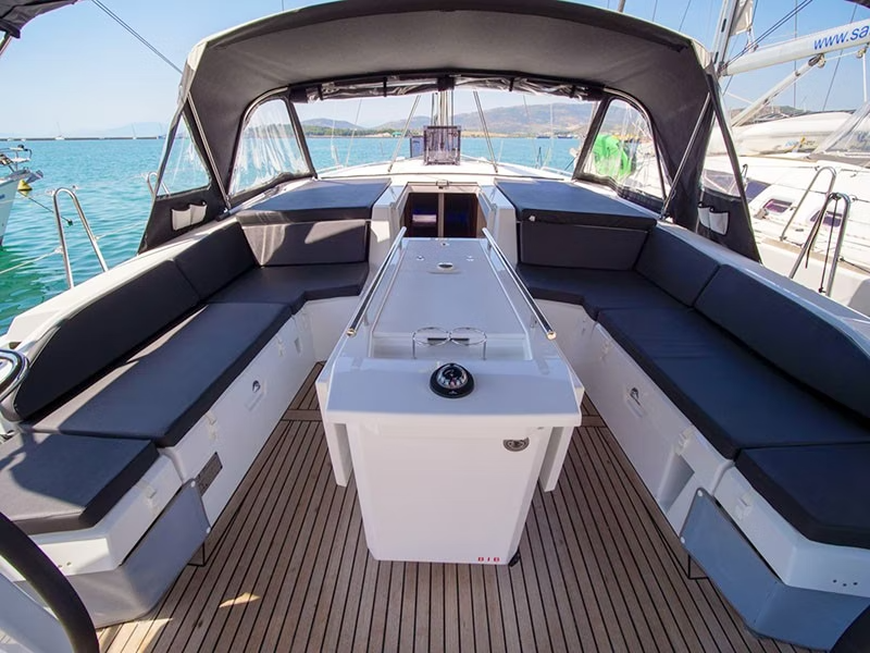 Beneteau Oceanis 46.1 | Layla