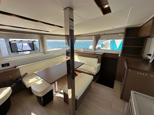 Lagoon 46 | Sella 3