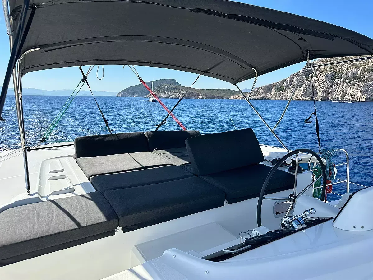 Lagoon 46 | Sella 3
