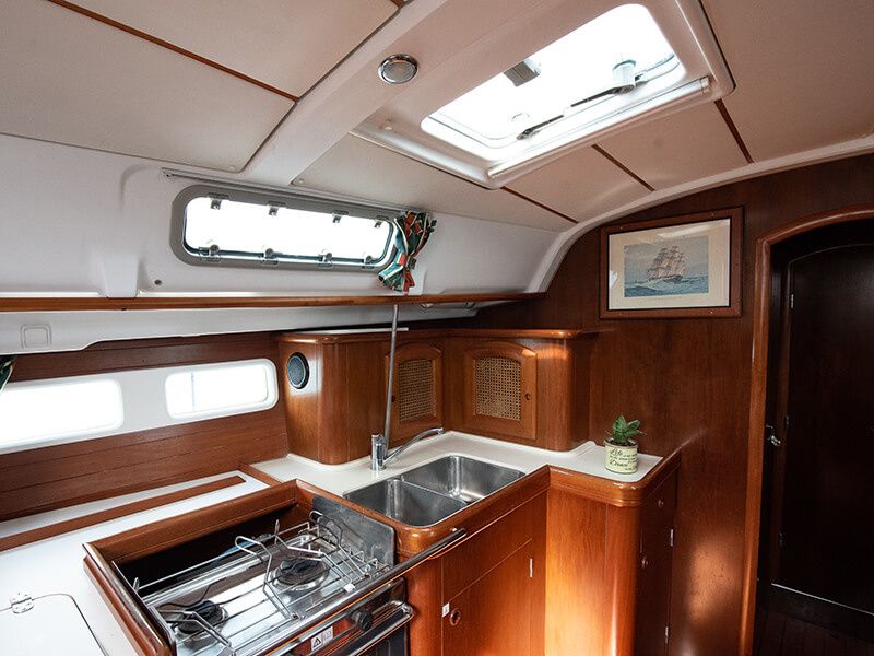 Beneteau Oceanis Clipper 411 | Messalina