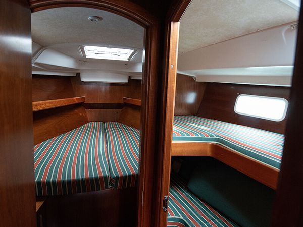 Beneteau Oceanis Clipper 411 | Messalina