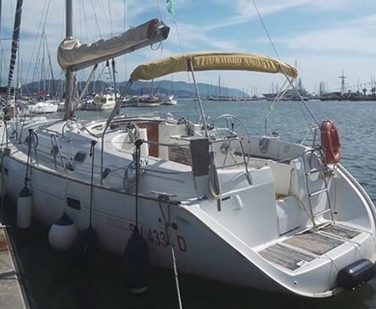 Beneteau Oceanis Clipper 411 | Messalina