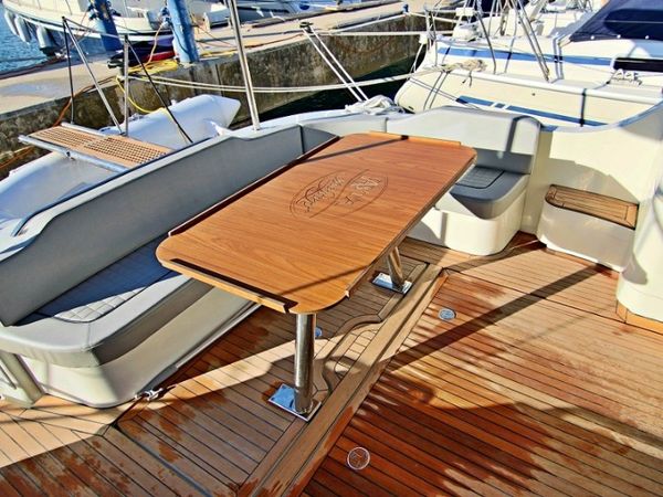 SAS Vektor Adriana 36 | Iris