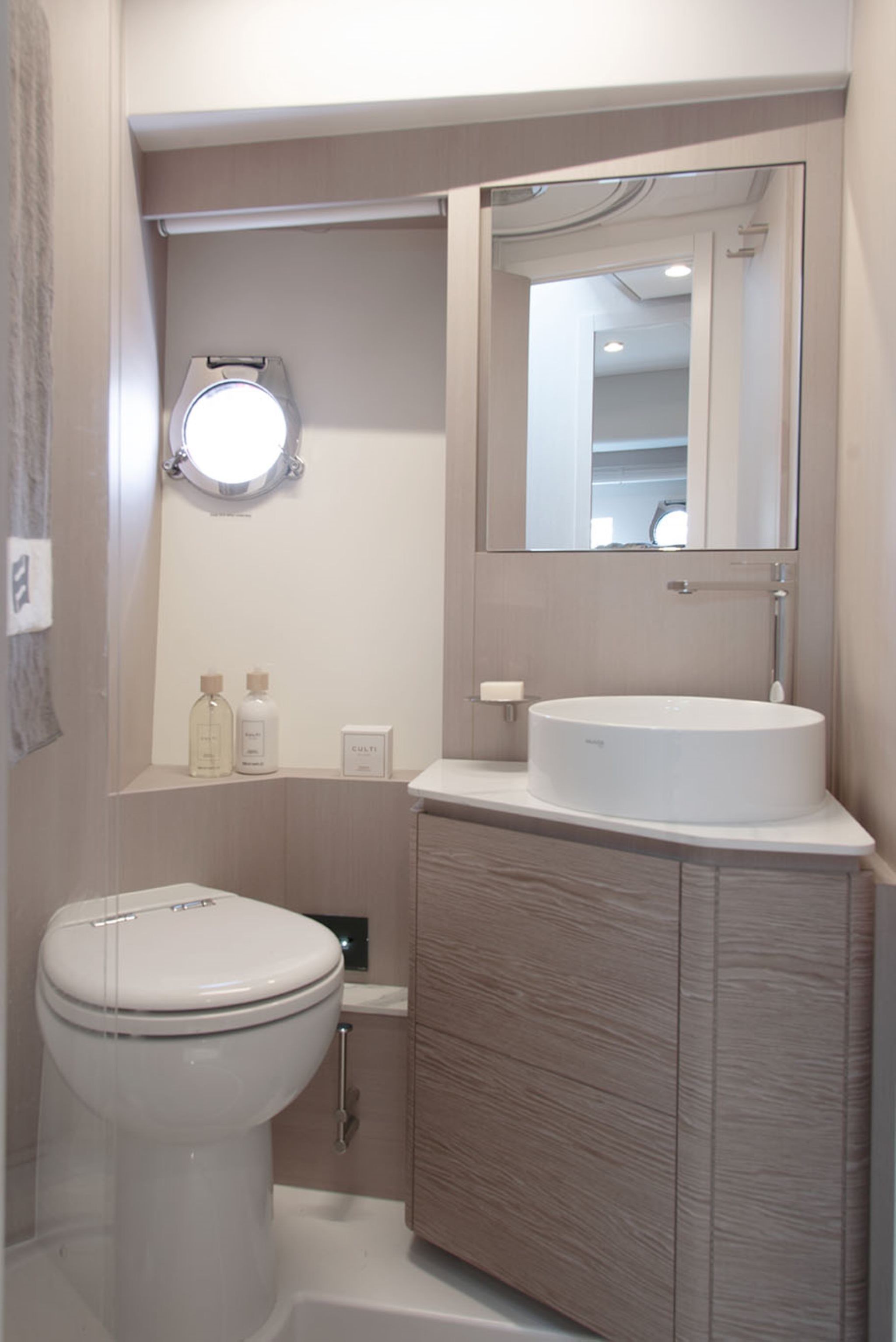 Ferretti 500 | Roch Antonio