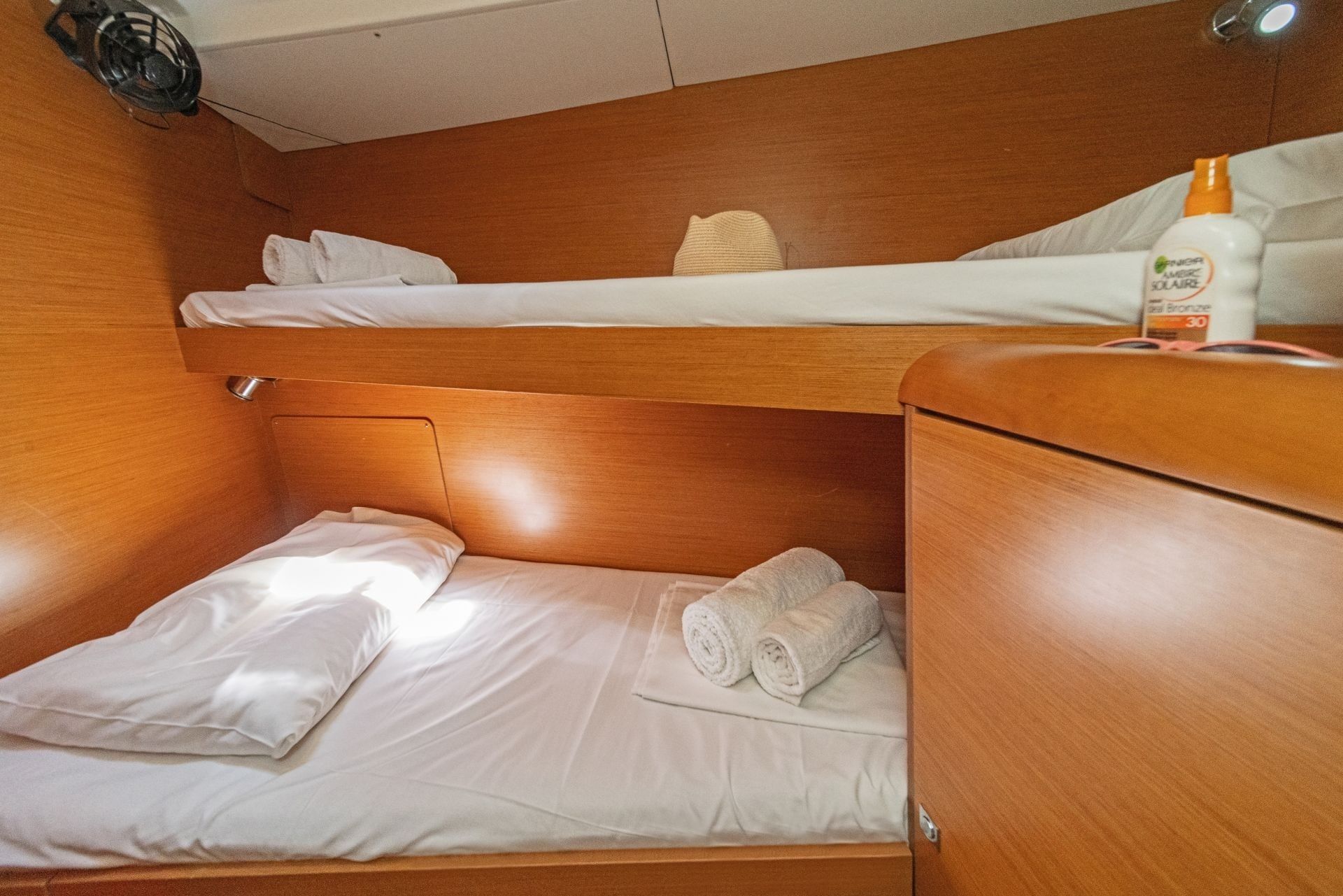 Jeanneau Sun Odyssey 439 | Marina 1