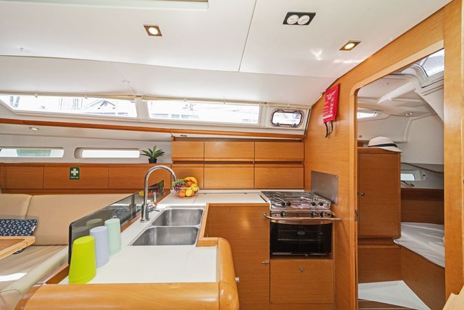 Jeanneau Sun Odyssey 439 | Marina 1