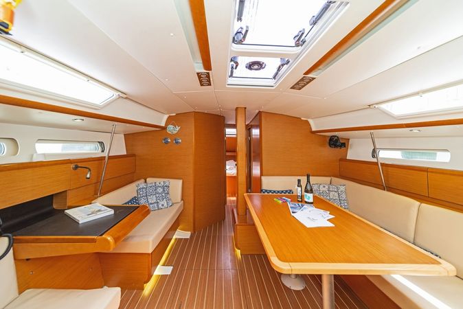 Jeanneau Sun Odyssey 439 | Marina 1