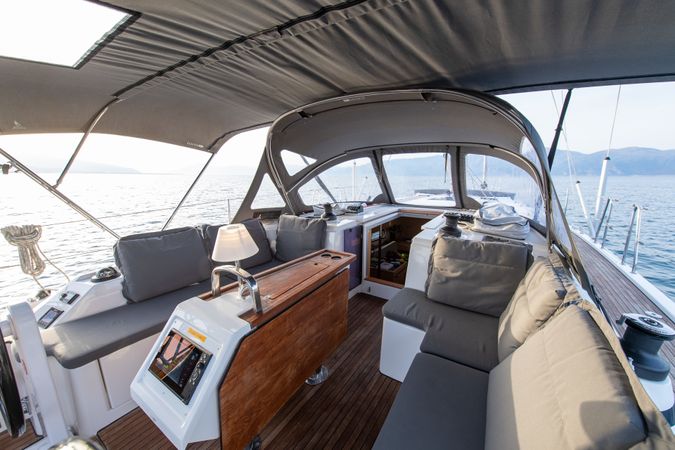 Bavaria C42 | Karpouzi