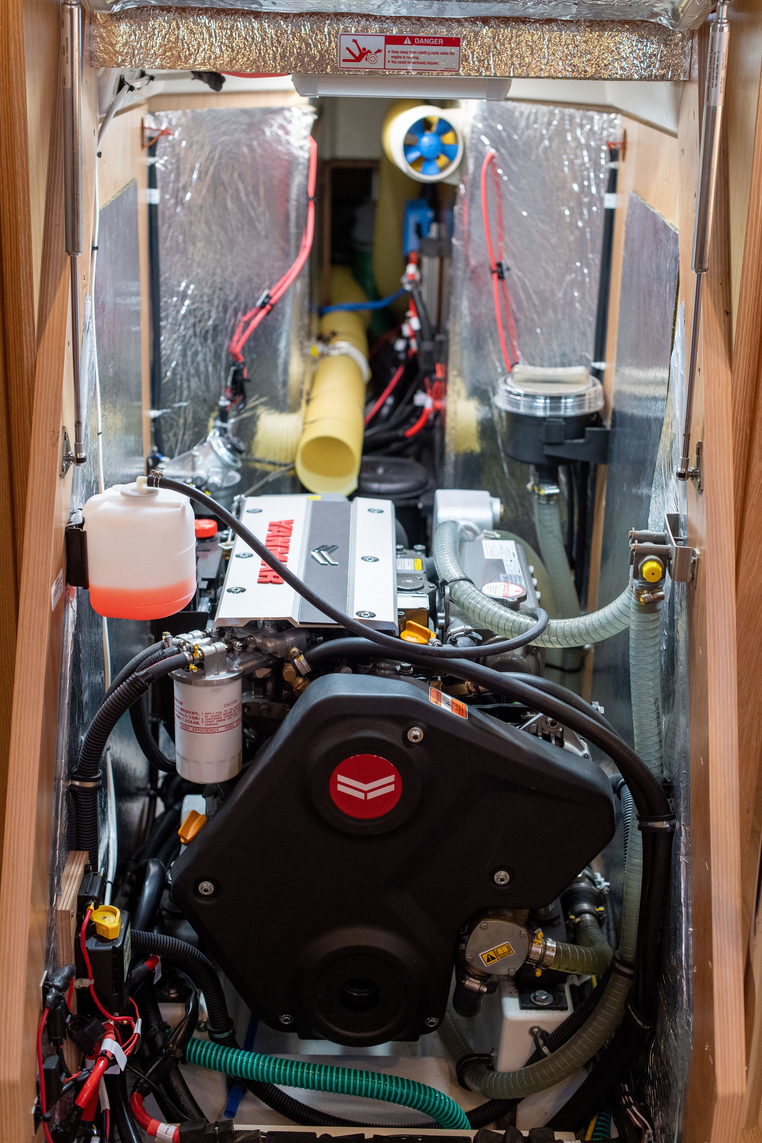 Bavaria C42 | Karpouzi