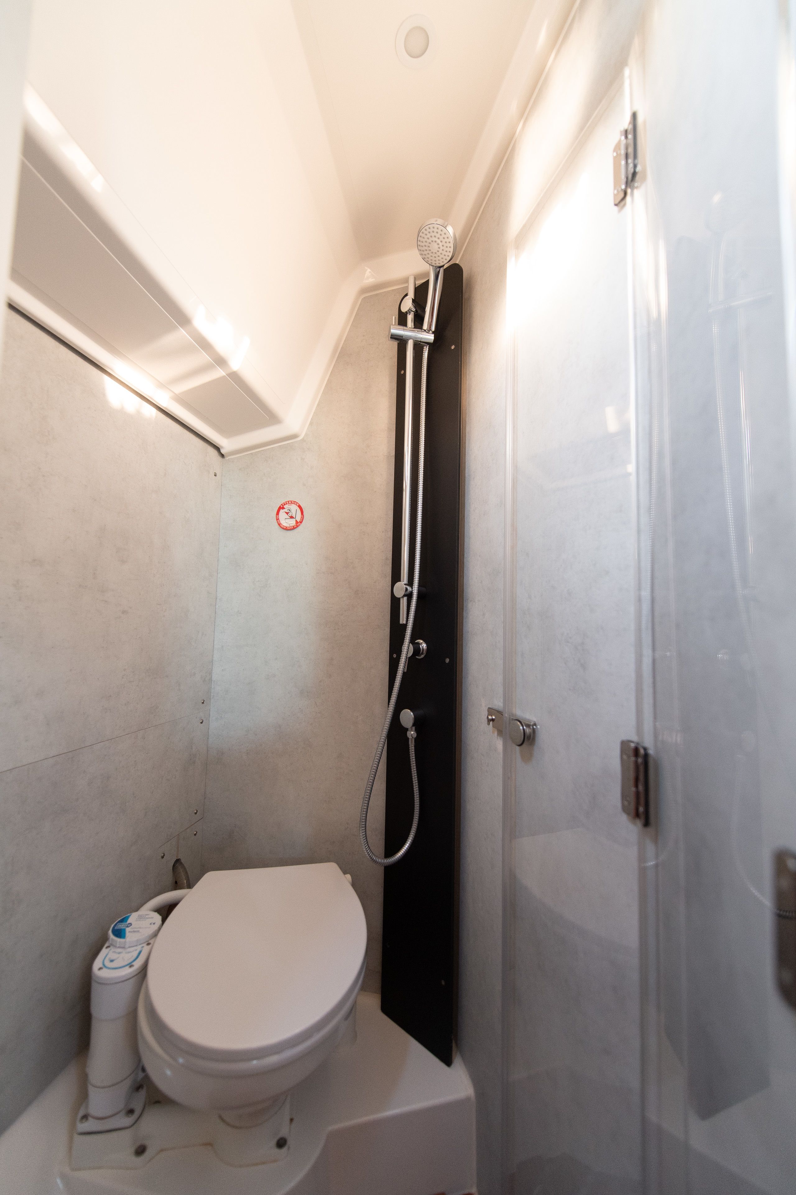 Bavaria C42 | Karpouzi