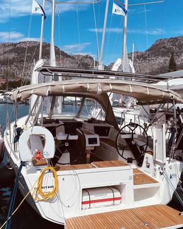 Dufour 360 | Coconut Kiss