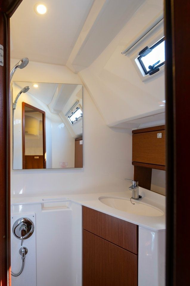 Bavaria Cruiser 46 | Aiolos