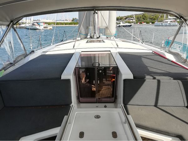 Beneteau Oceanis 51.1 | Anna