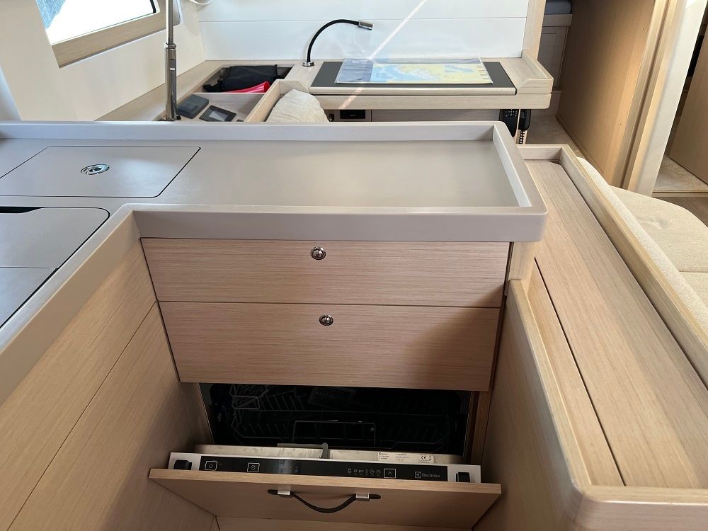 Beneteau Oceanis 51.1 | Anna
