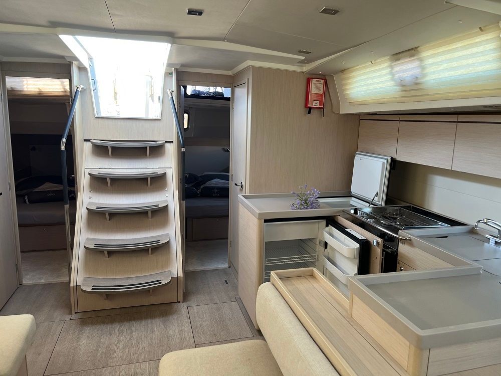 Beneteau Oceanis 51.1 | Anna