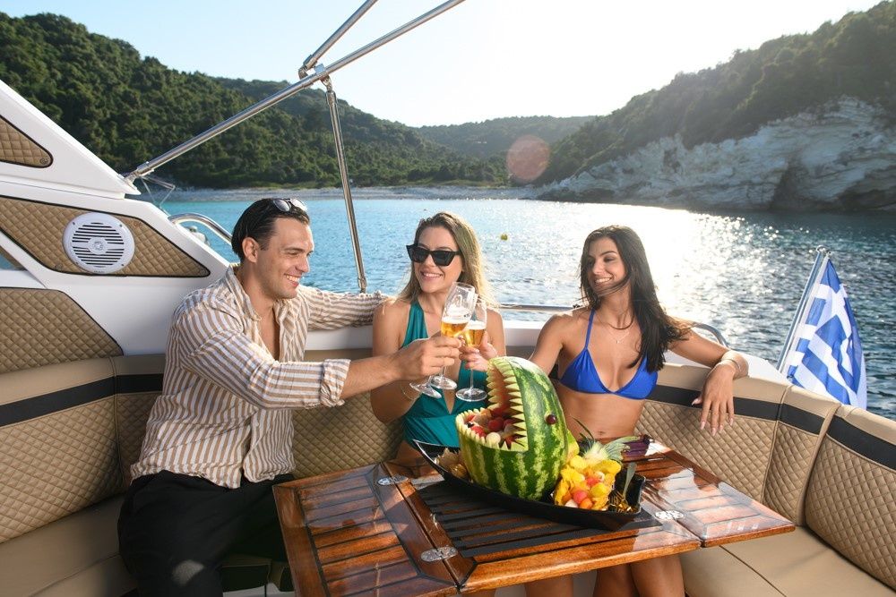 Sunseeker 38 Martinique | Black Diamond