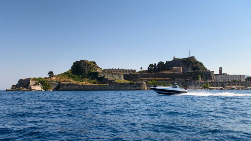 Sunseeker 38 Martinique | Black Diamond