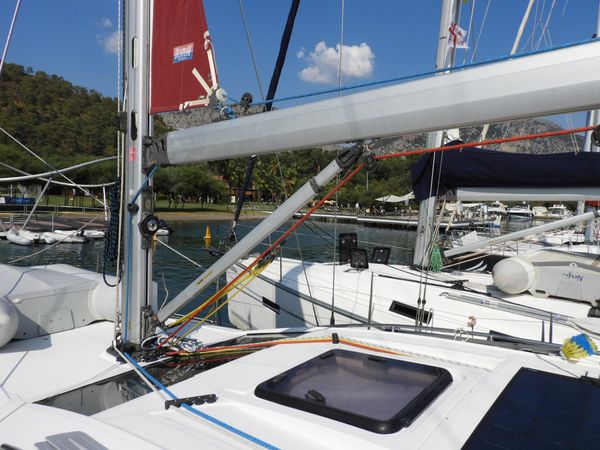 Elan 444 | Moon Shadow