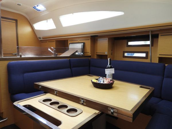 Elan 444 | Moon Shadow