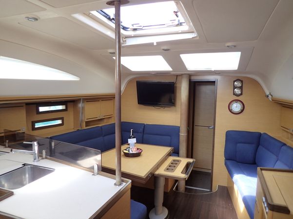 Elan 444 | Moon Shadow