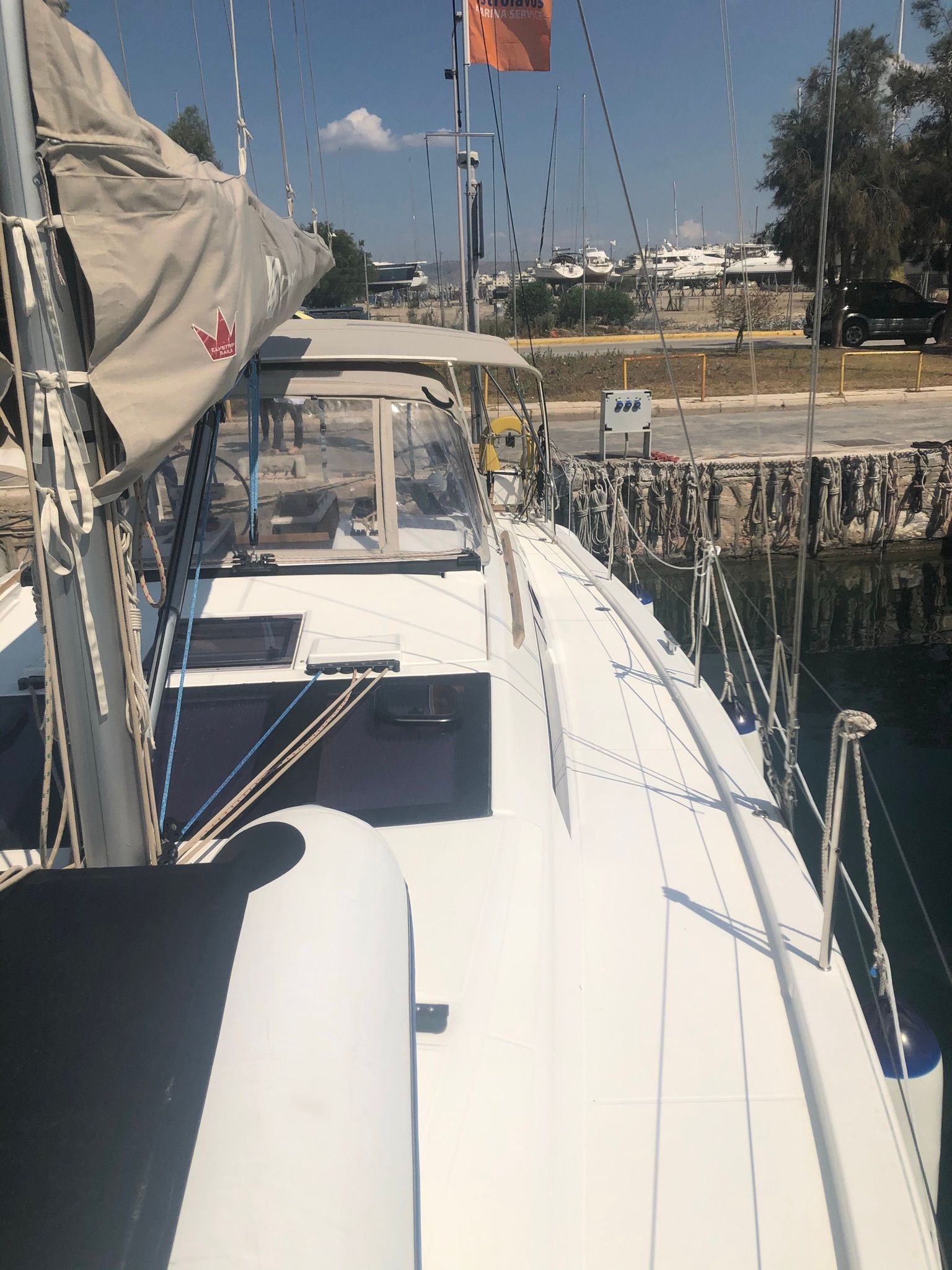 Dufour 390 | Gin Fizz