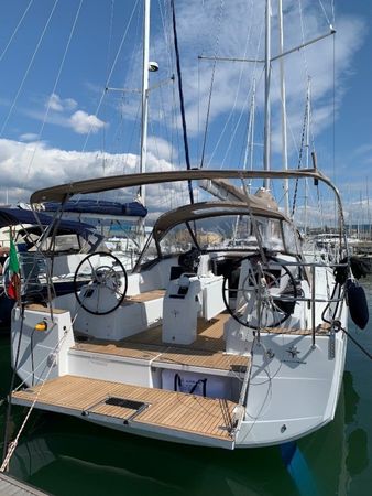 Jeanneau Sun Odyssey 410 | Bella
