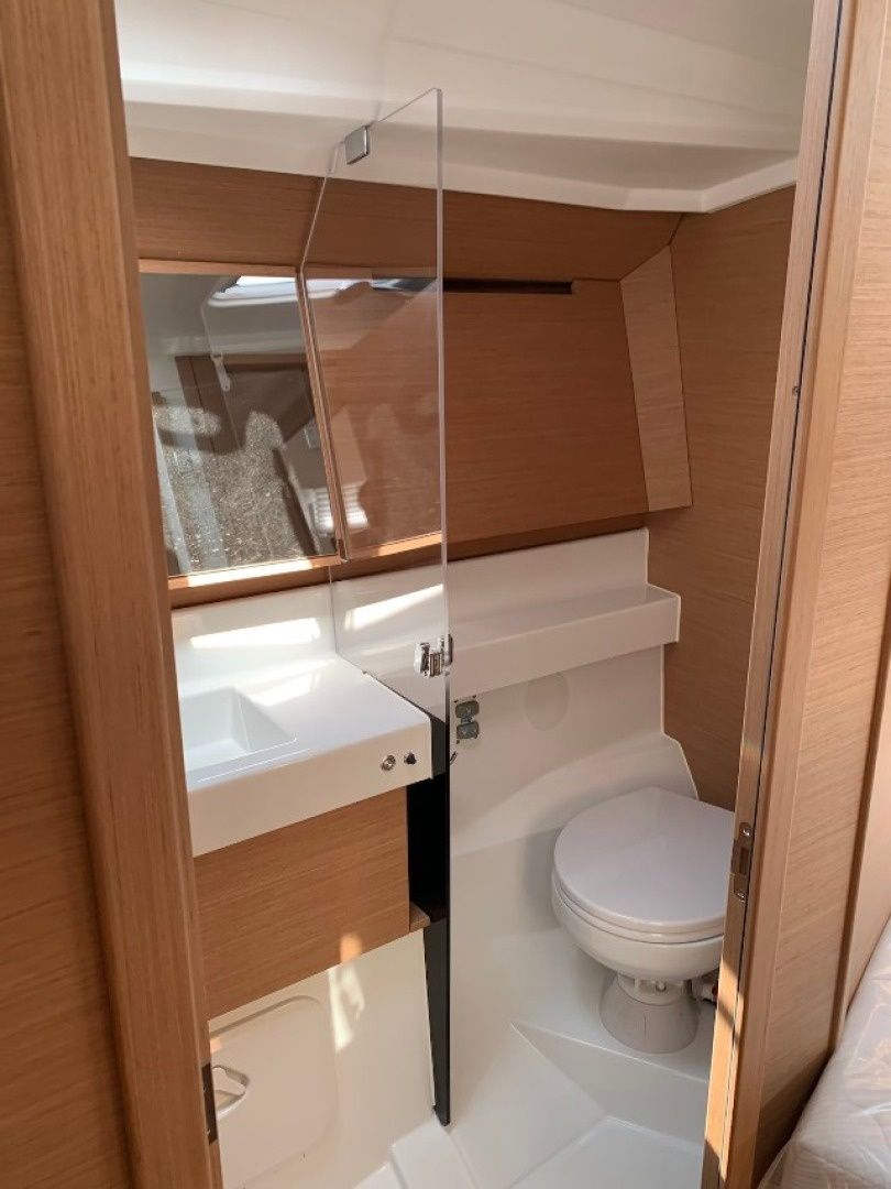 Jeanneau Sun Odyssey 410 | Bella