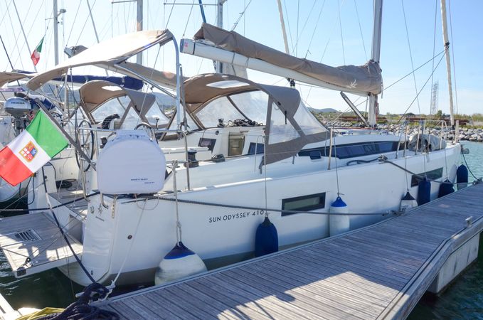 Jeanneau Sun Odyssey 410 | Bella