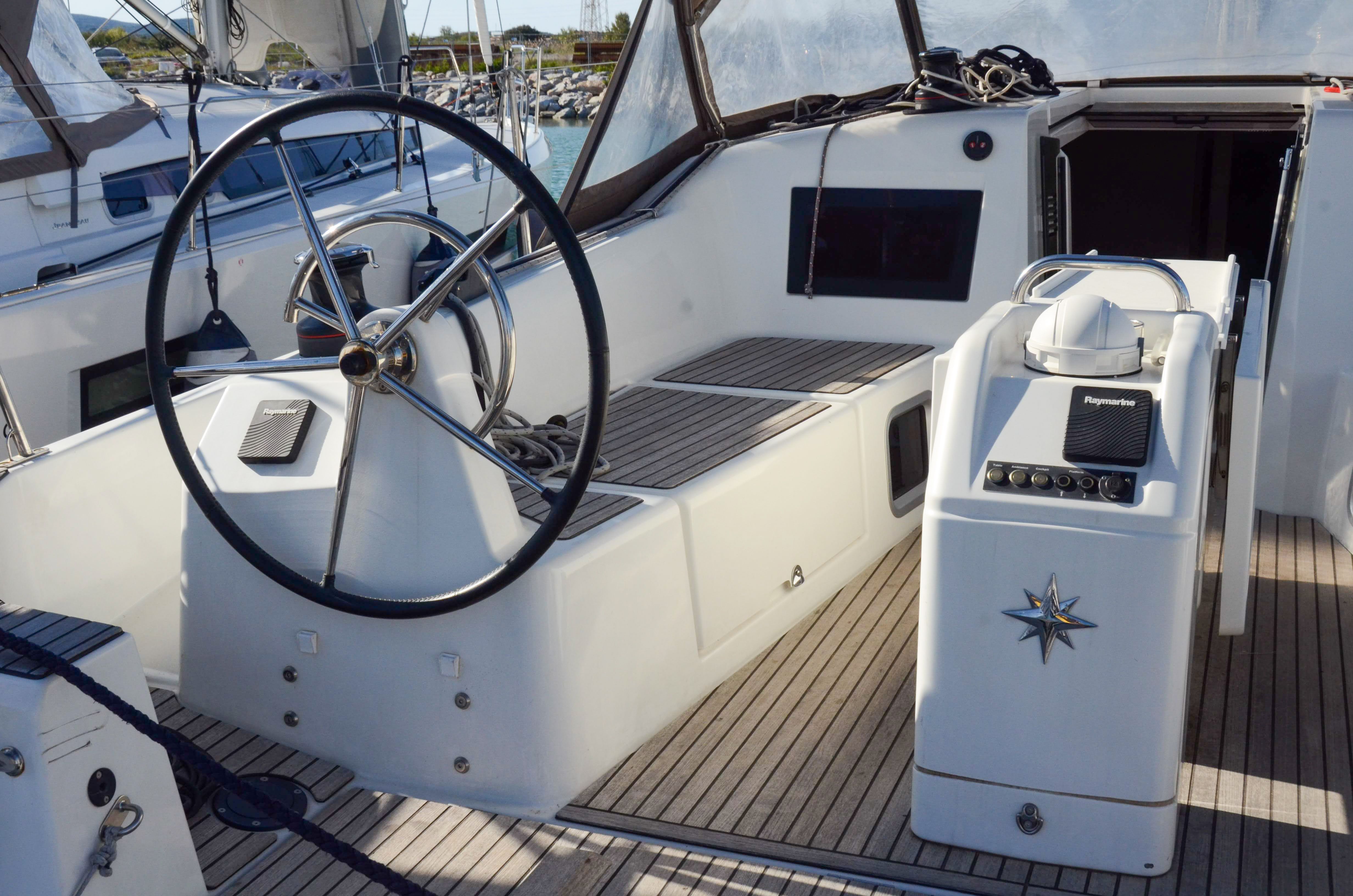 Jeanneau Sun Odyssey 410 | Bella