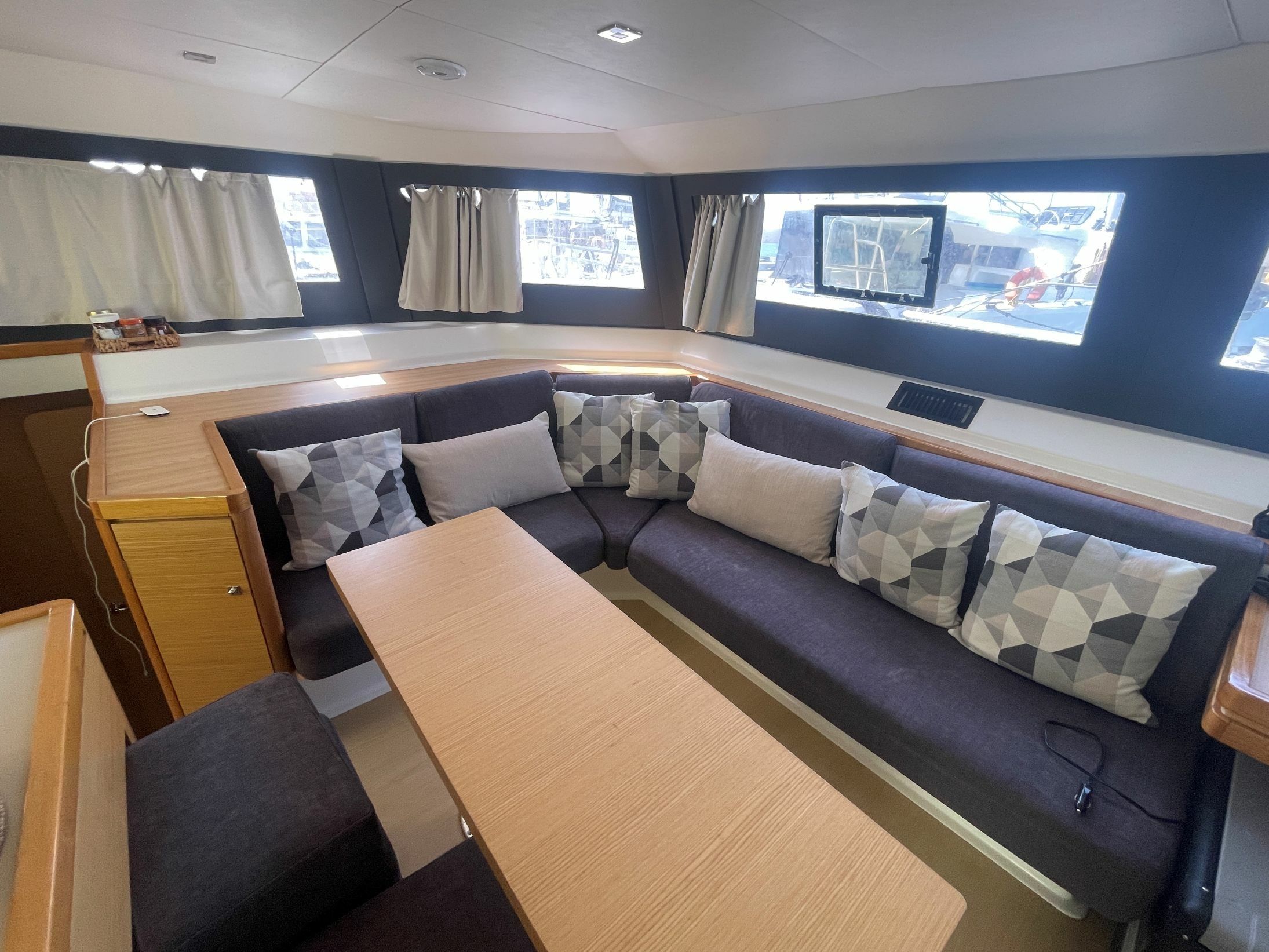 Dufour 48 | Sea Breeze