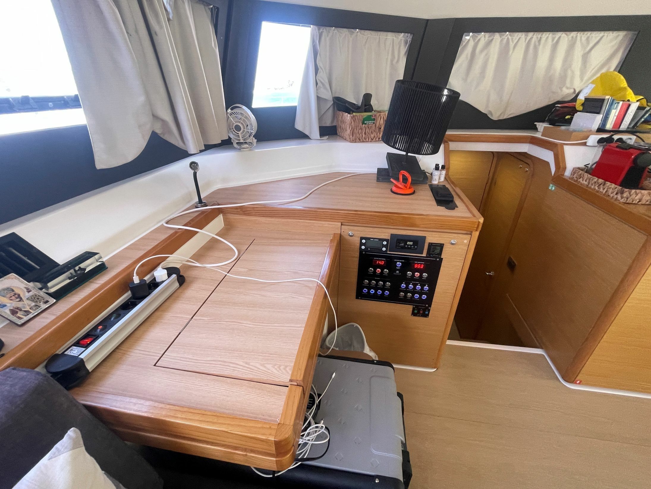 Dufour 48 | Sea Breeze