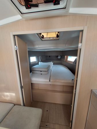 Beneteau Oceanis 38.1 | Blue Harmony