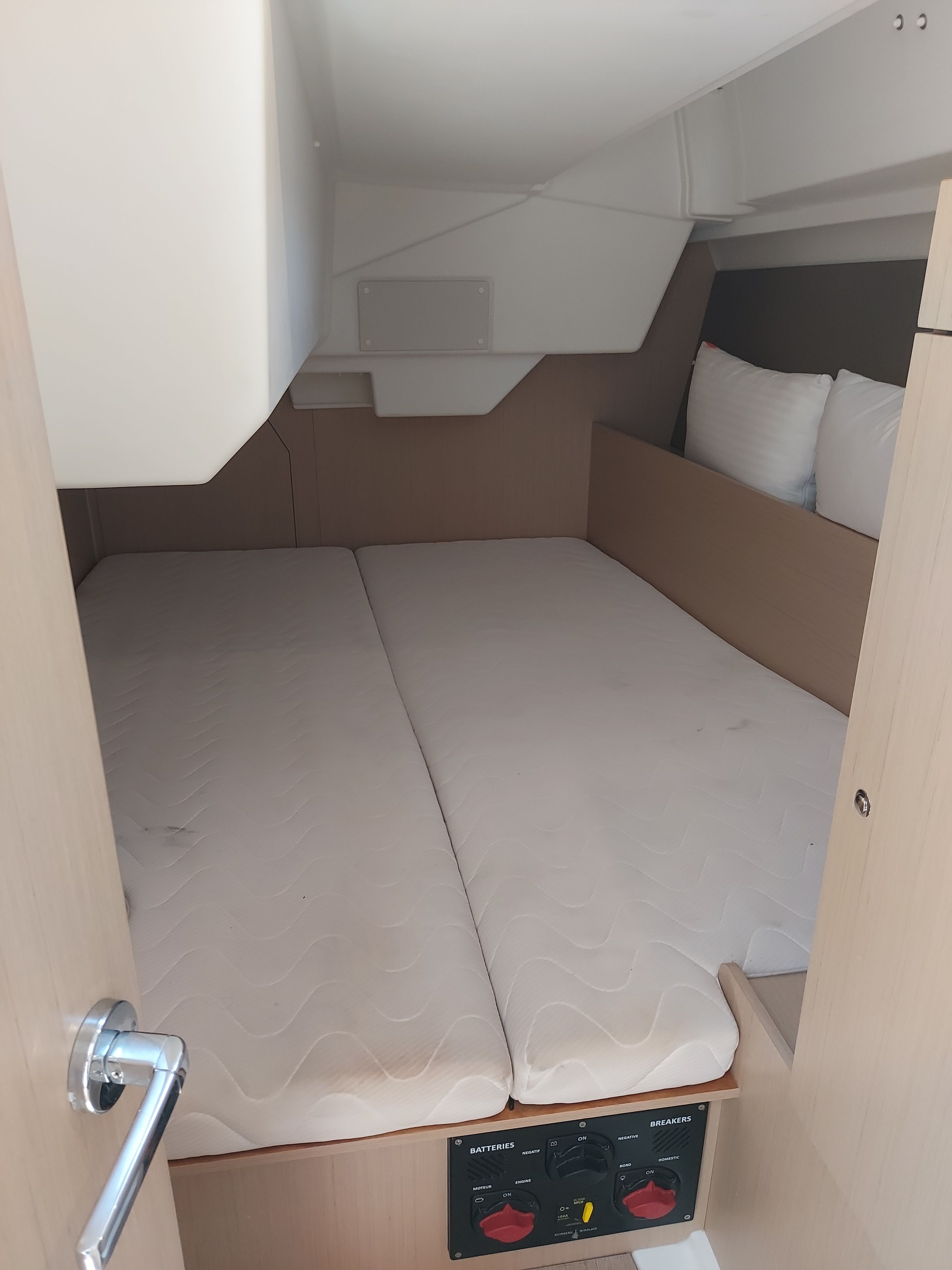 Beneteau Oceanis 38.1 | Blue Harmony