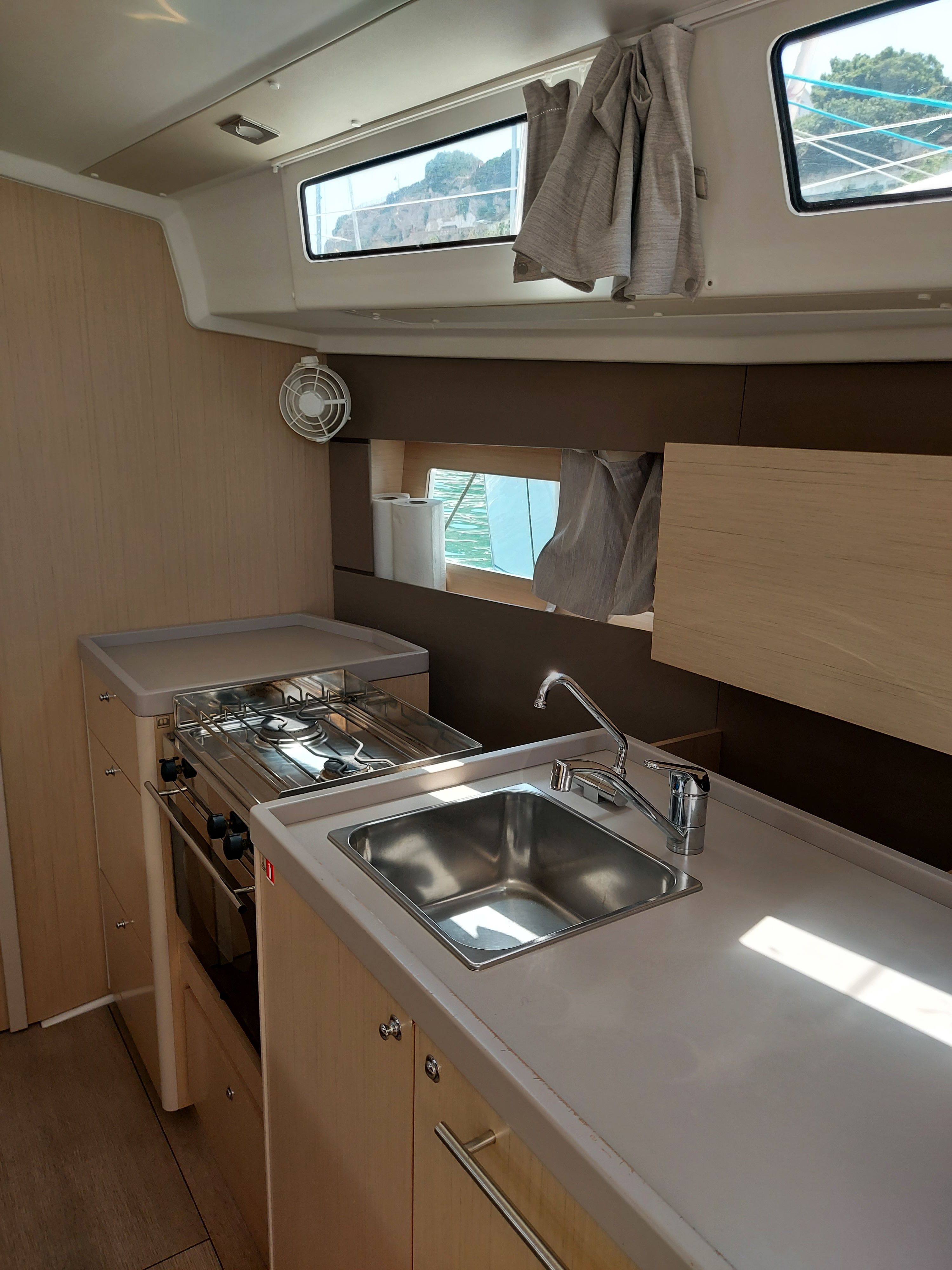 Beneteau Oceanis 38.1 | Blue Harmony
