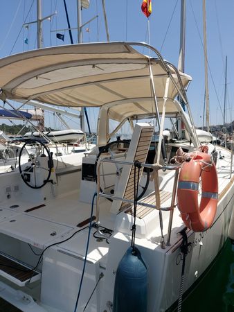 Beneteau Oceanis 38.1 | Blue Harmony