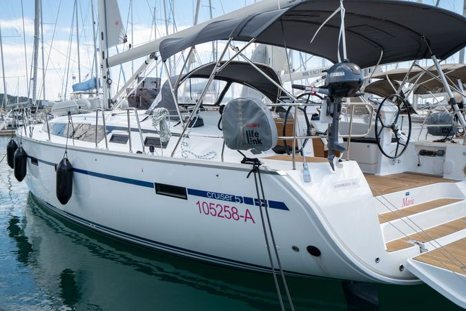 Bavaria Cruiser 51 | Marie