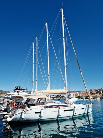 Jeanneau 53 | Makemo