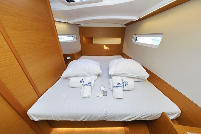 Jeanneau Sun Odyssey 410 | Diona