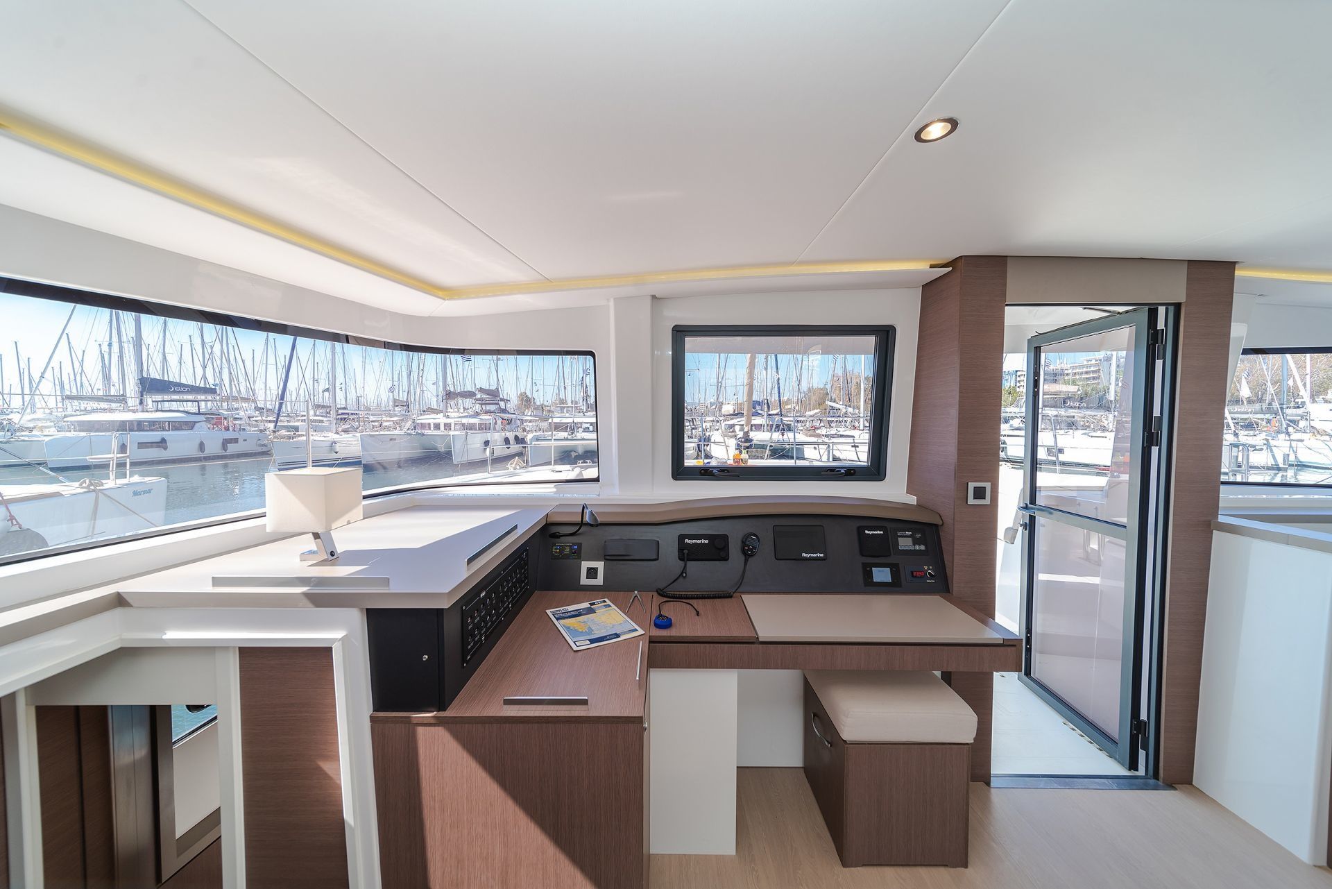 Bali 4.8 | About Time